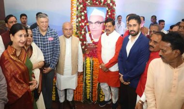 राजनीति के पंडित थे पूर्व मुख्यमंत्री श्रद्धेय द्वारका प्रसाद मिश्र : मुख्यमंत्री डॉ. यादव