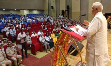 उत्कृष्ट कार्य, अनुकरणीय कर्तव्यबोध और जनसेवा का प्रमाण है पदक: राज्यपाल श्री पटेल