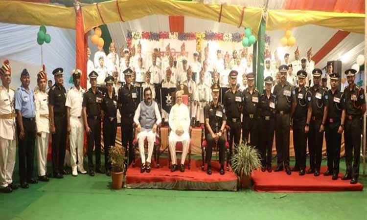 राज्यपाल श्री पटेल ने स्वतंत्रता दिवस पर राजभवन पचमढ़ी में किया शुभकामनाओं का आदान-प्रदान