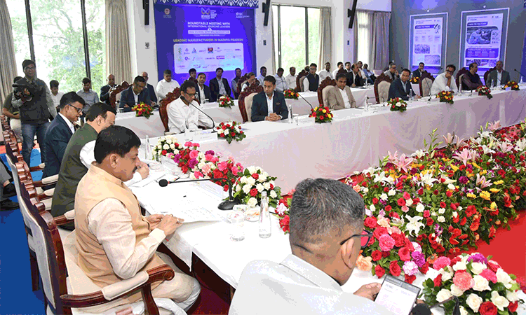 टेक्सटाइल-फैशन हब बनेगा प्रदेश, इंटरनेशनल मार्केट में दिखेंगे हमारे प्रोडक्ट, सीएम डॉ. मोहन बोले- उद्योगपतियों की पसंदीदा जगह है एमपी