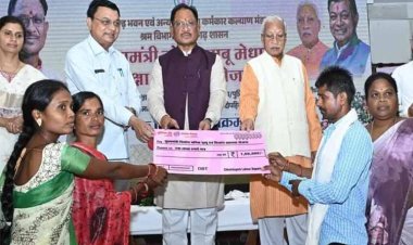 रायपुर : विश्वकर्मा जयंती पर विशेष लेख : छत्तीसगढ़ भवन एवं अन्य सन्निर्माण कर्मकार कल्याण मंडल अंतर्गत अब तक 8.39 लाख निर्माण श्रमिक लाभान्वित