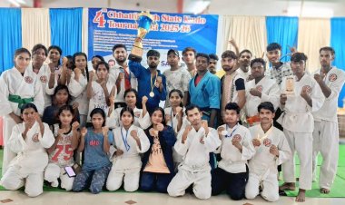 रायपुर : राज्य स्तरीय कूड़ो प्रतियोगिता में खिलाड़ियों को मिला स्वर्ण पदक