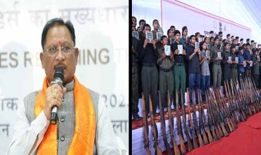 रायपुर : बस्तर में नक्सल उन्मूलन की दिशा में ऐतिहासिक दिन, बंदूक छोड़ संविधान अपनाने वालों का स्वागत - मुख्यमंत्री श्री विष्णु देव साय