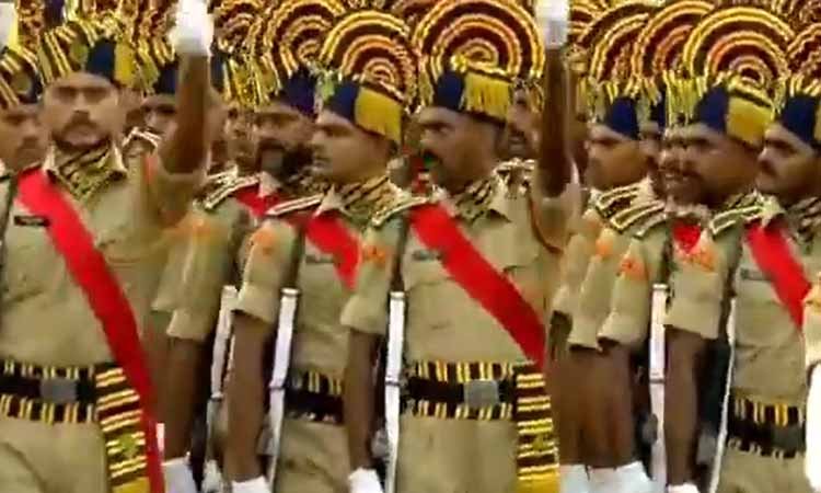 राष्ट्रीय एकता दिवस परेड में मध्यप्रदेश पुलिस का दमदार प्रदर्शन