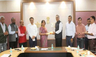 पश्चिम मध्य रेलवे, भोपाल मंडल में 28 रेलकर्मियों को दी गई भावभीनी विदाई